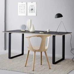 70/70 Table
