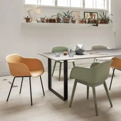 70/70 Table
