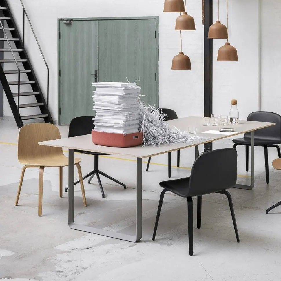 70/70 Table