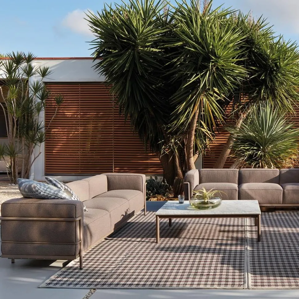 10 Table en tube basse, Grand Modèle, Outdoor
