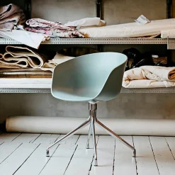 About A Chair AAC 20