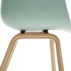 About A Chair AAC 22