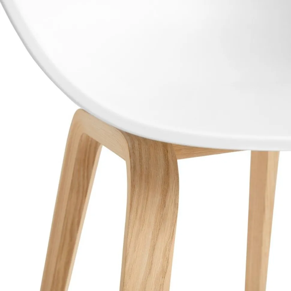 About A Chair AAC 22