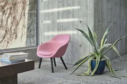 About A Lounge Chair Low AAL 82