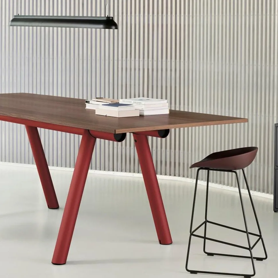 About A Stool AAS 38