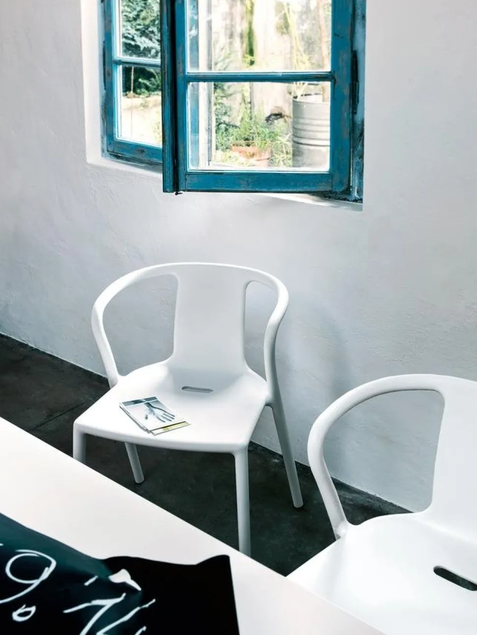 Air-Armchair