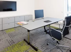 Aluminium Chair EA 119