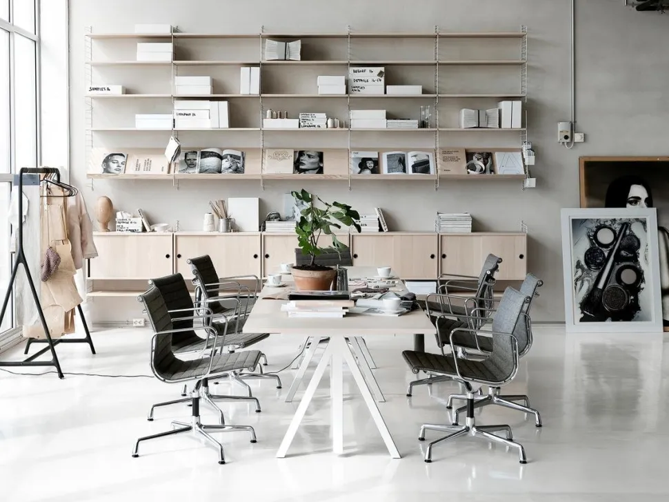 Aluminium Chair EA 103 / EA 104