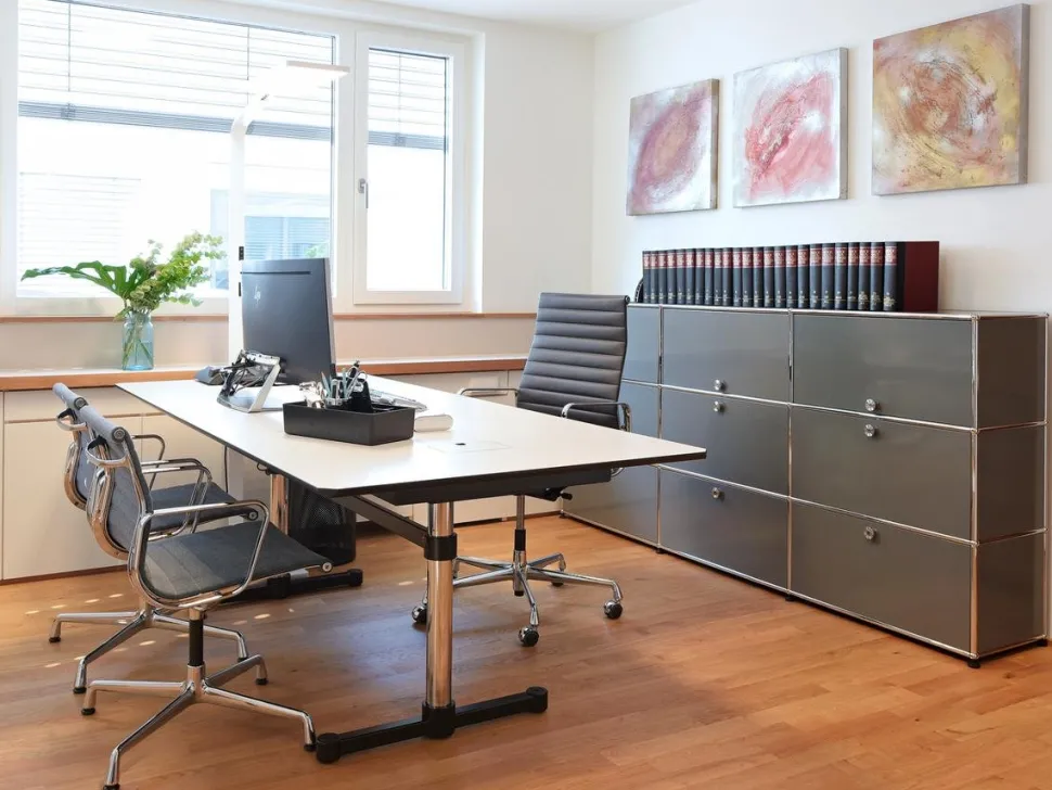 Aluminium Chair EA 103 / EA 104
