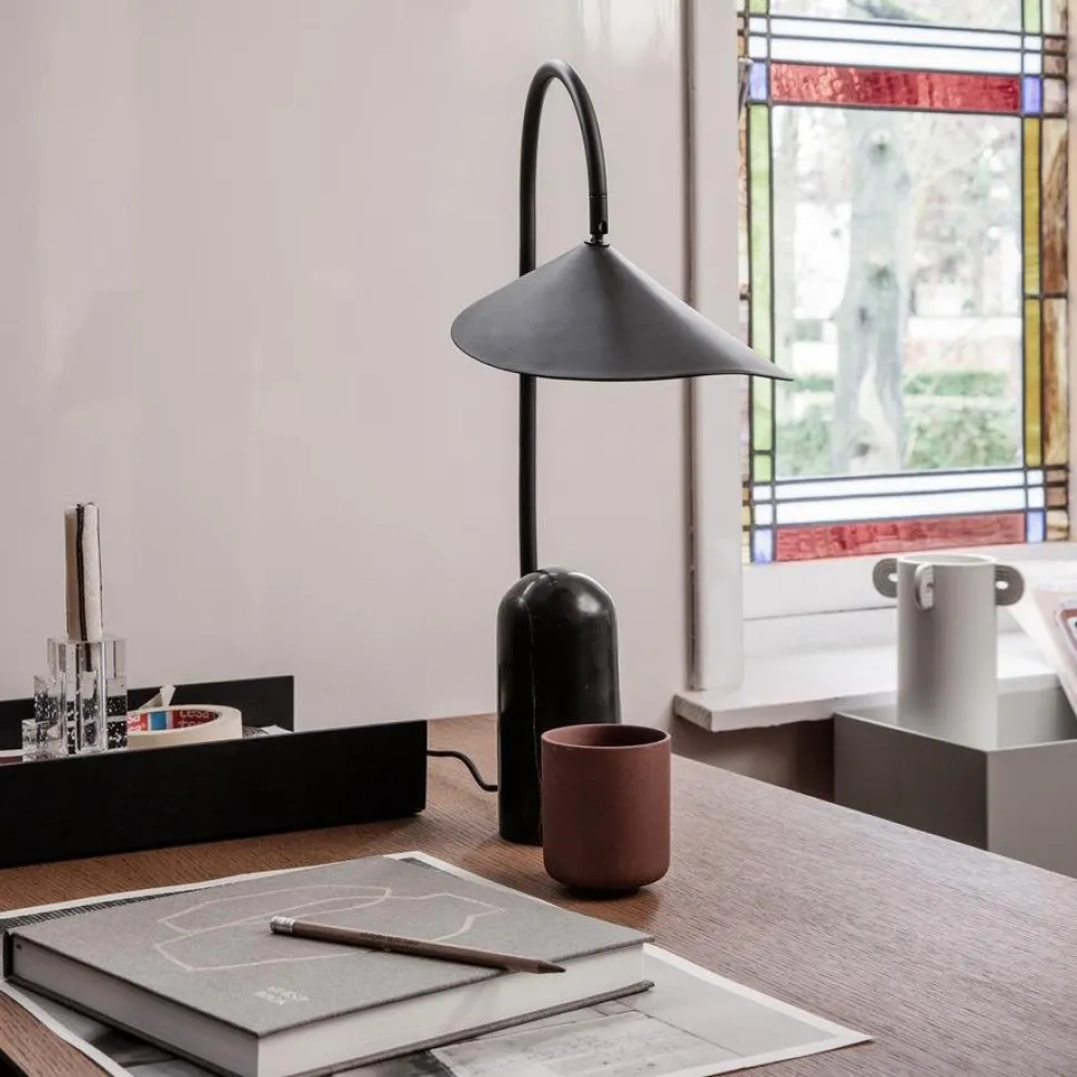 Arum Table Lamp