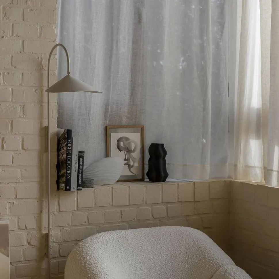 Arum Wall Lamp