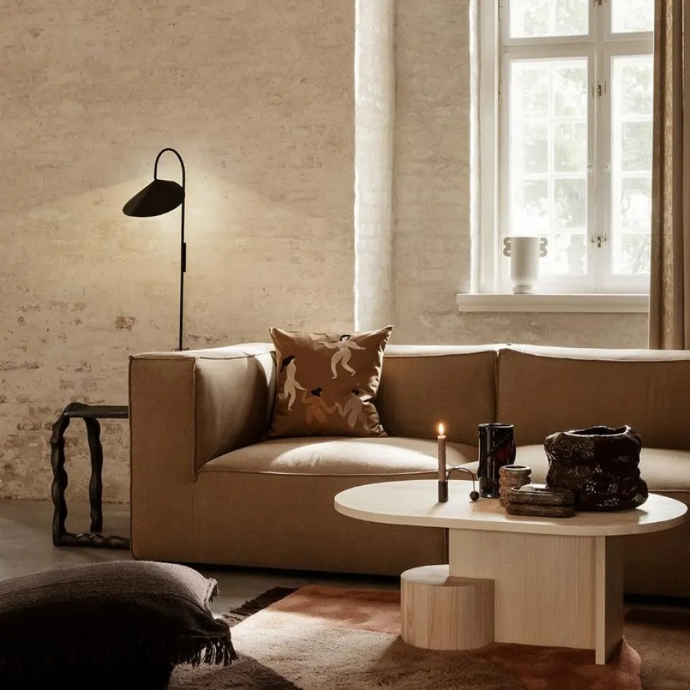 Arum Wall Lamp