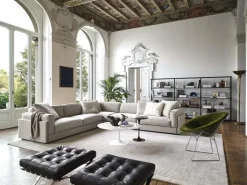 Barcelona Hocker