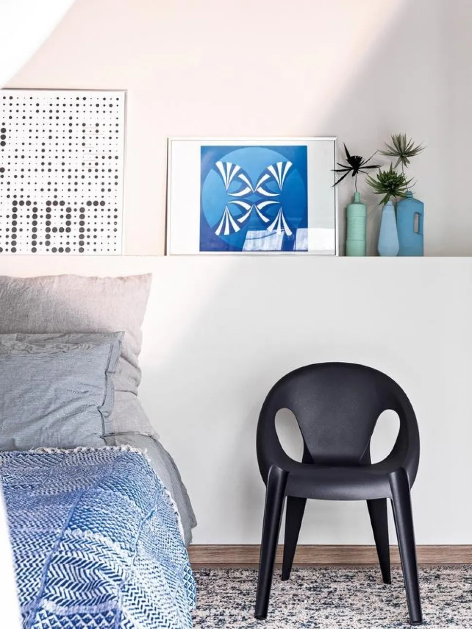 Bell Chair Set