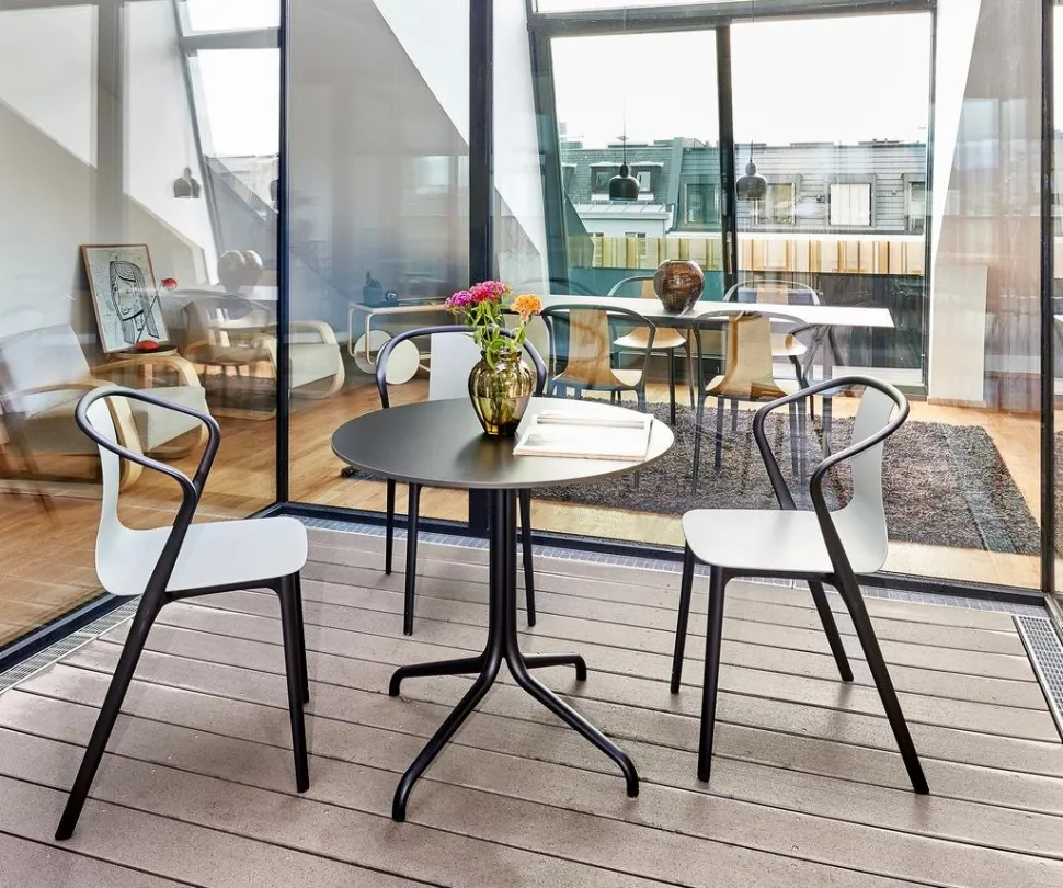 Belleville Table Outdoor