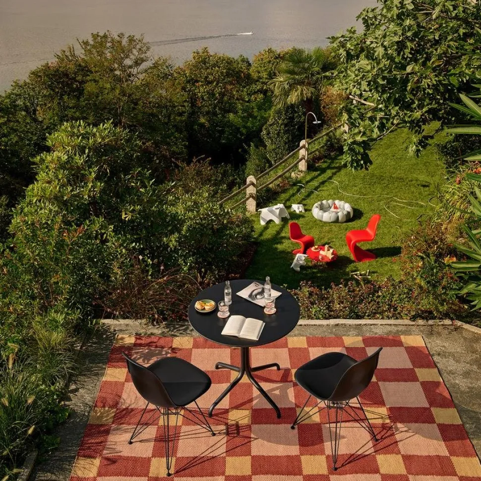Belleville Table Outdoor