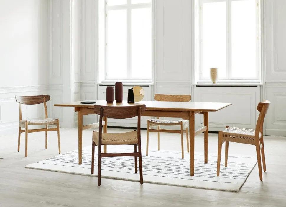 CH23 Dining Chair
