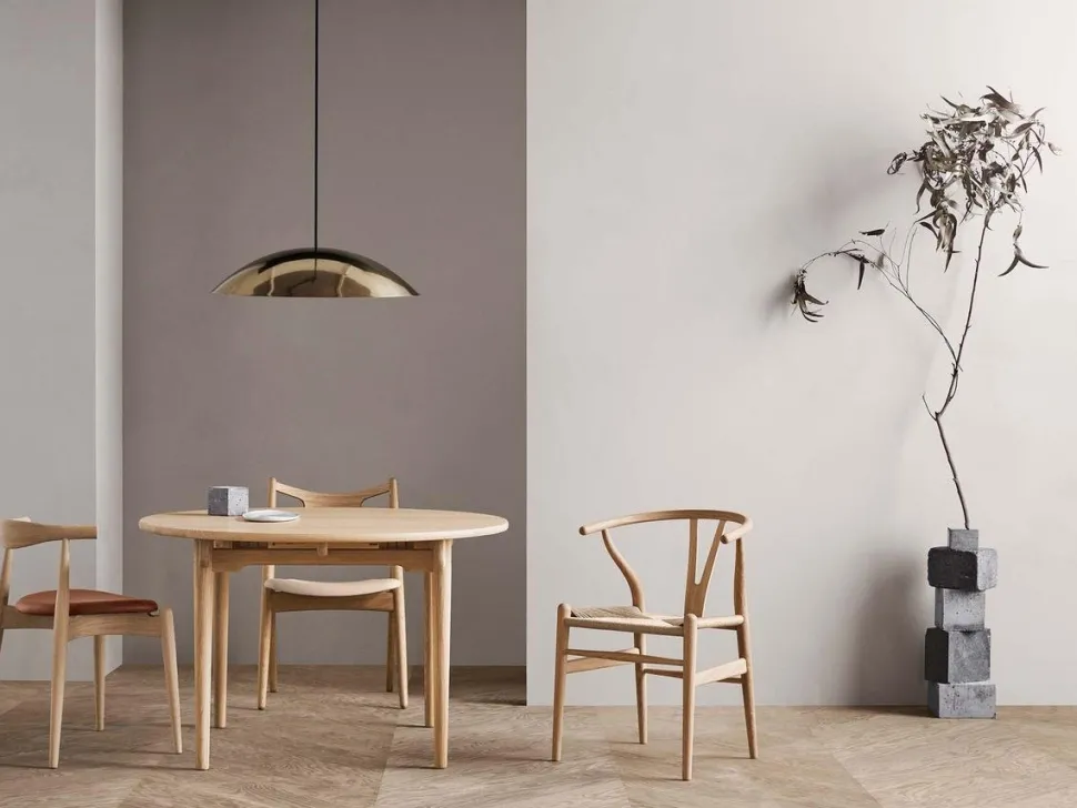 CH20 Elbow Chair