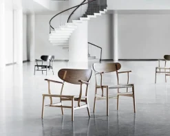 CH22 Lounge Chair