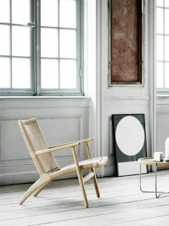 CH25 Lounge Chair