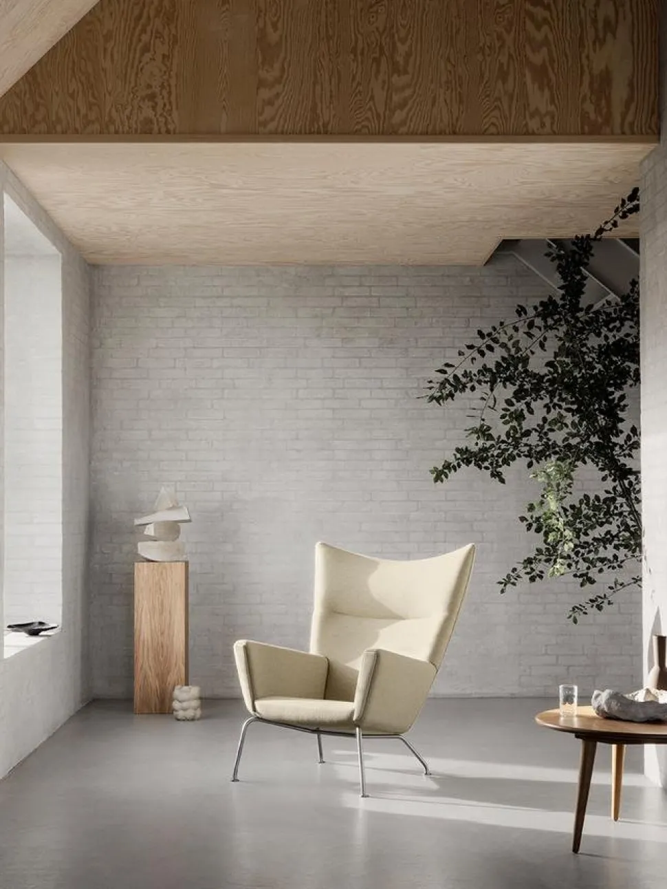 CH445 Wing Chair