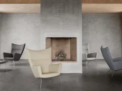 CH445 Wing Chair