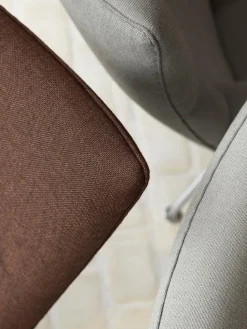 CH445 Wing Chair