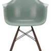 Eames Fiberglass Armchair DAW