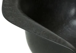 Eames Fiberglass Armchair DAW