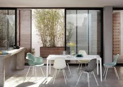Eames Fiberglass Armchair DAX