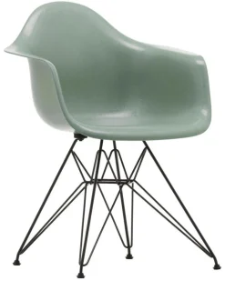 Eames Fiberglass Armchair DAR