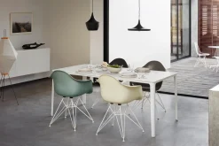Eames Fiberglass Armchair DAR