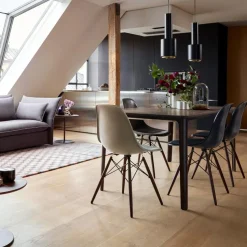 Eames Fiberglass Chair DSW