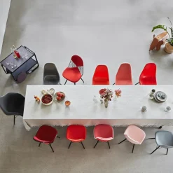 Eames Fiberglass Chair DSW
