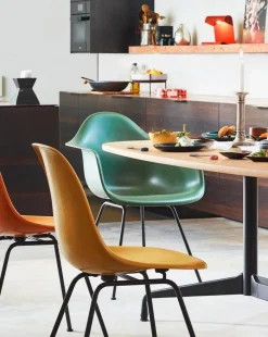 Eames Fiberglass Chair DSX