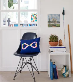 Eames Fiberglass Chair DSR