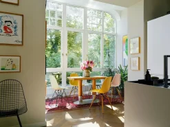 Eames Fiberglass Chair DSR