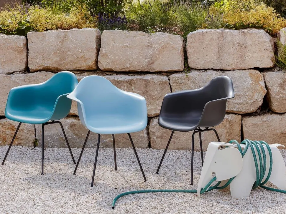 Eames Plastic Armchair RE DAX