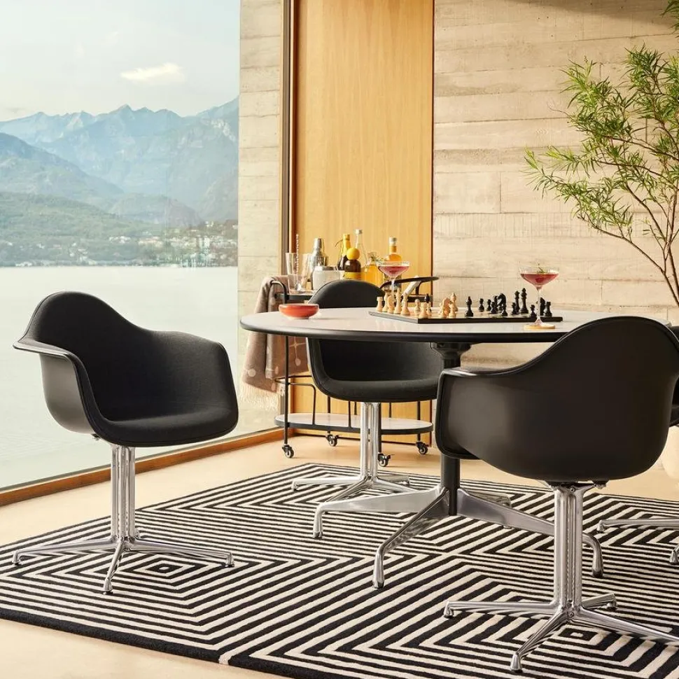 Eames Plastic Armchair RE DAL