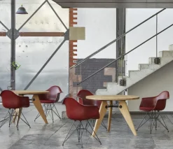 Eames Plastic Armchair RE DAR