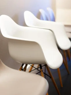 Eames Plastic Armchair RE DAW