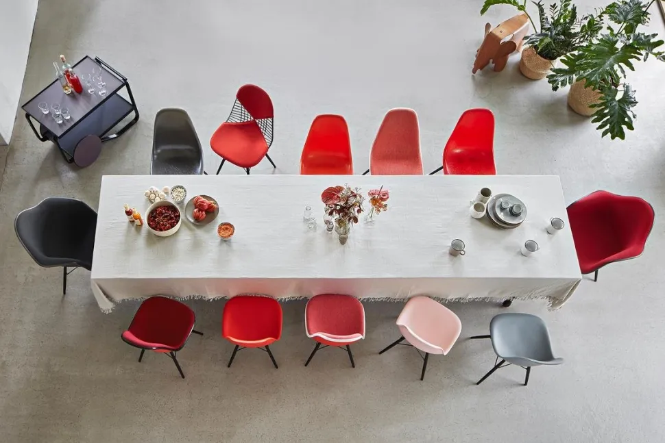 Eames Plastic Armchair RE DAW