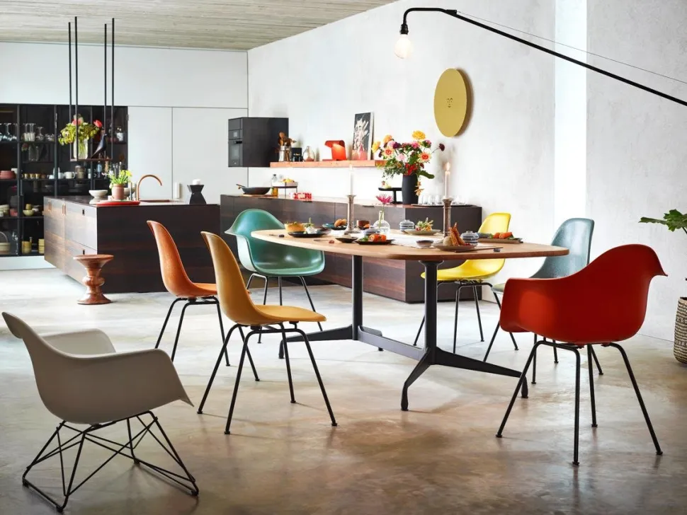 Eames Plastic Armchair RE LAR