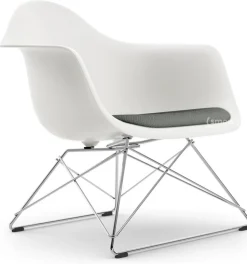Eames Plastic Armchair RE LAR