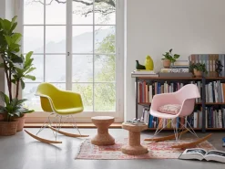 Eames Plastic Armchair RE RAR