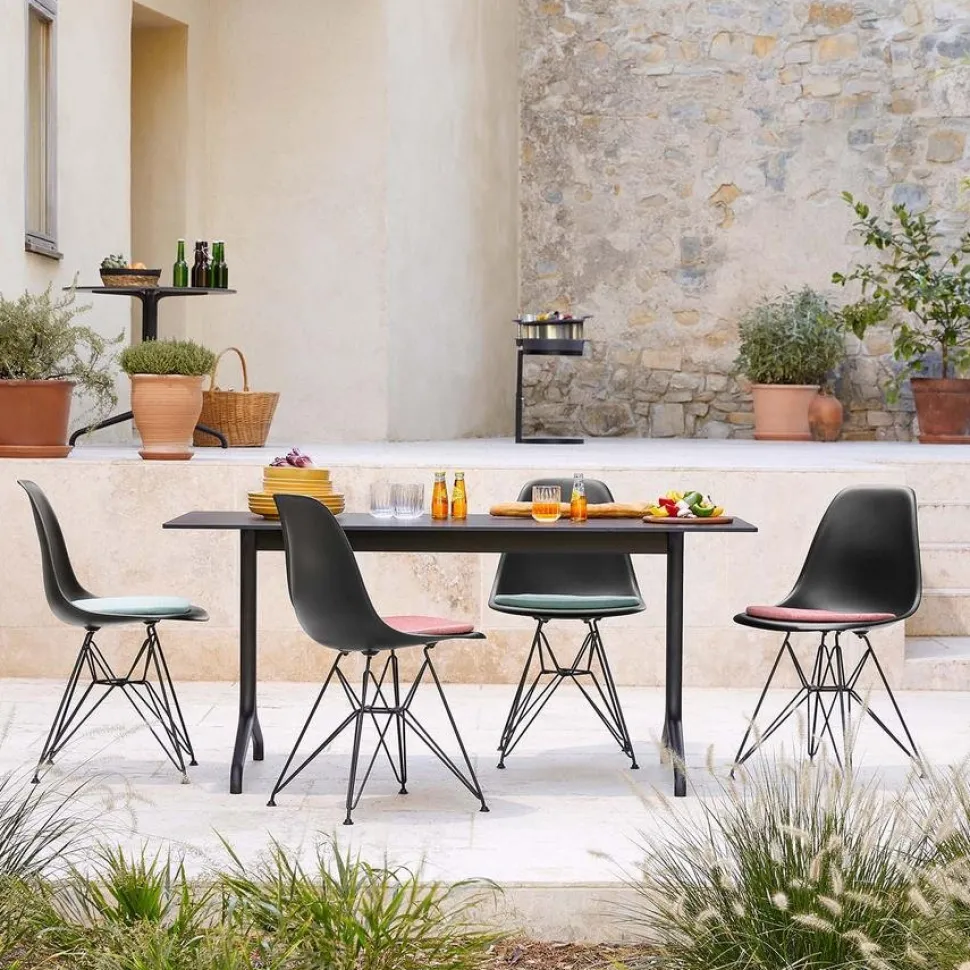 Eames Plastic Side Chair RE DSR