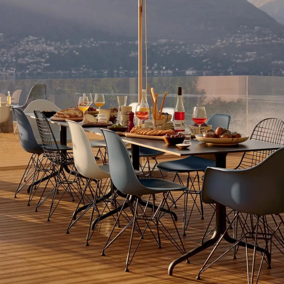 Eames Plastic Side Chair RE DSR