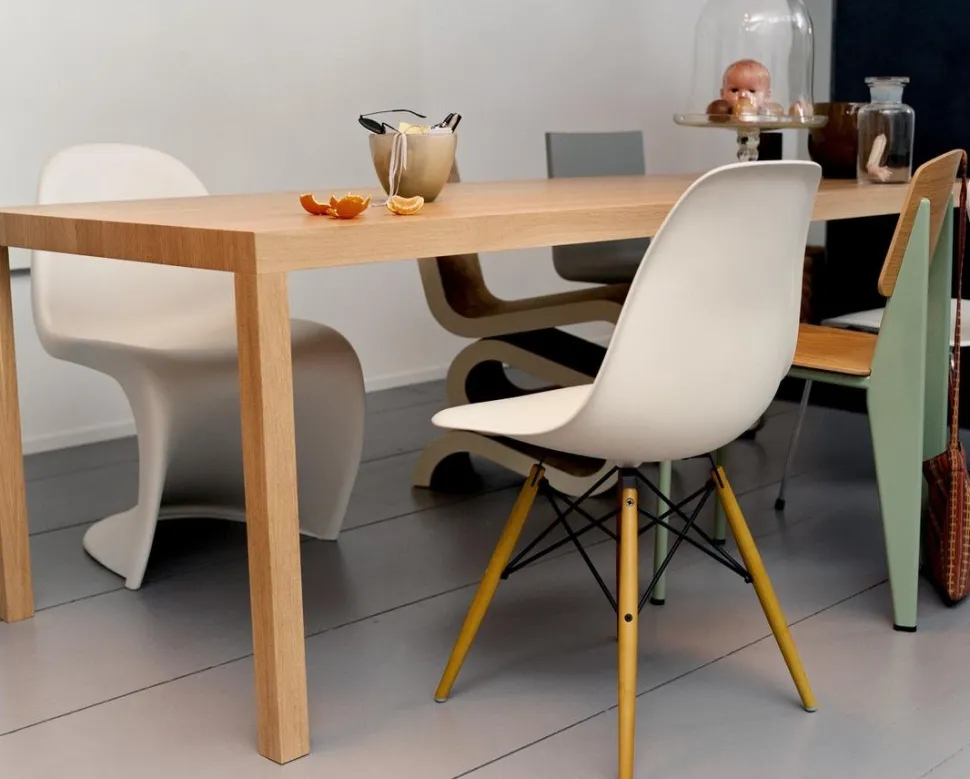Eames Plastic Sidechair RE DSW 4er Aktionsset