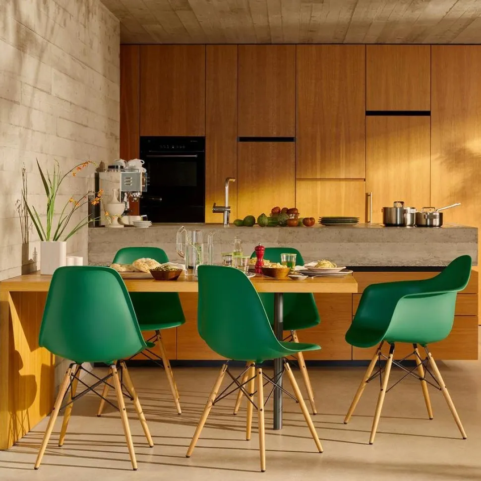 Eames Plastic Sidechair RE DSW 4er Aktionsset
