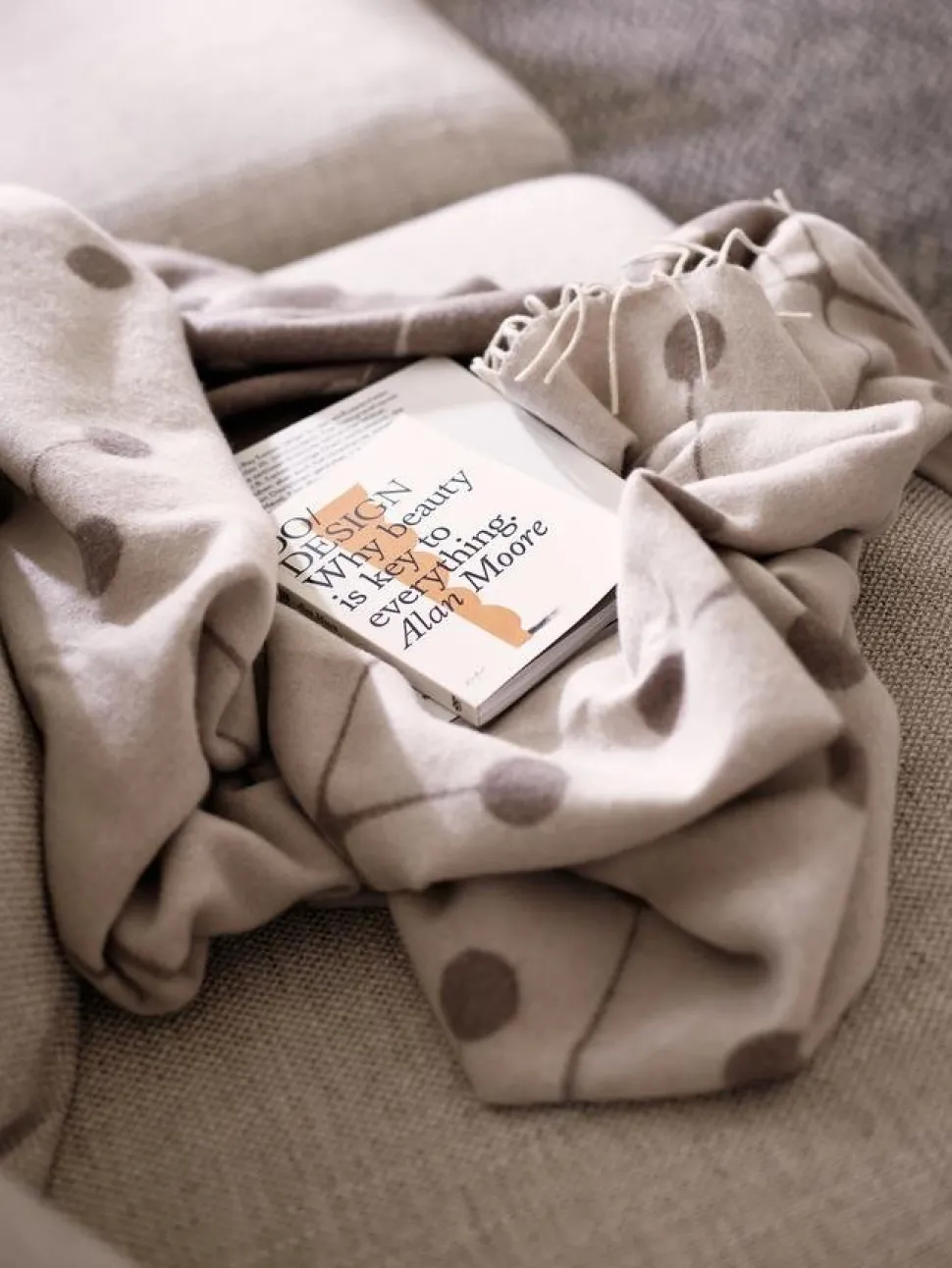 Eames Wool Blanket - Dot Pattern
